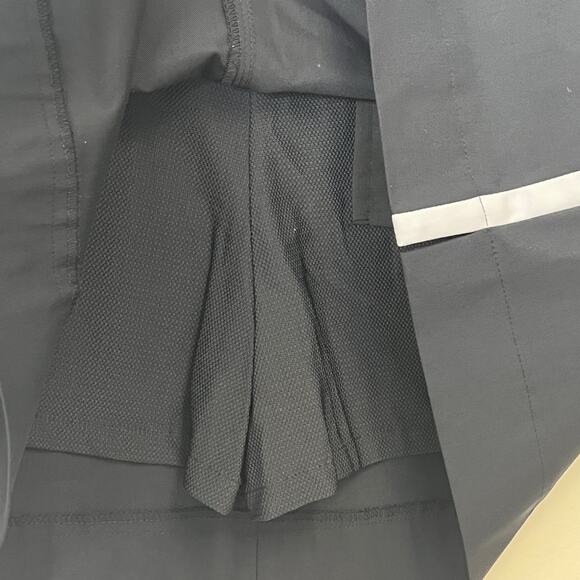 NEW Burberry Golf Skort Skirt 12 Black White Nova Check - Picture 11 of 11